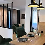 Maison Jardin Paisible 1 빌라 *